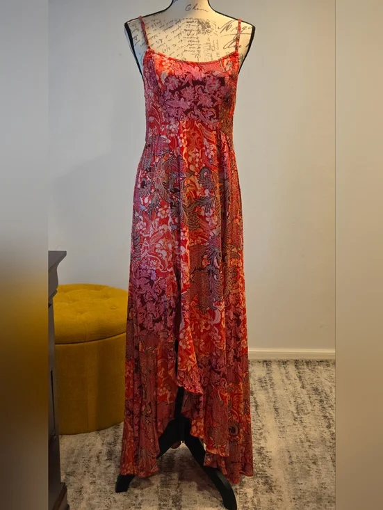 Free Peiple Red Floral Maxi Dress with Spaghetti Straps - Picture 5 of 16